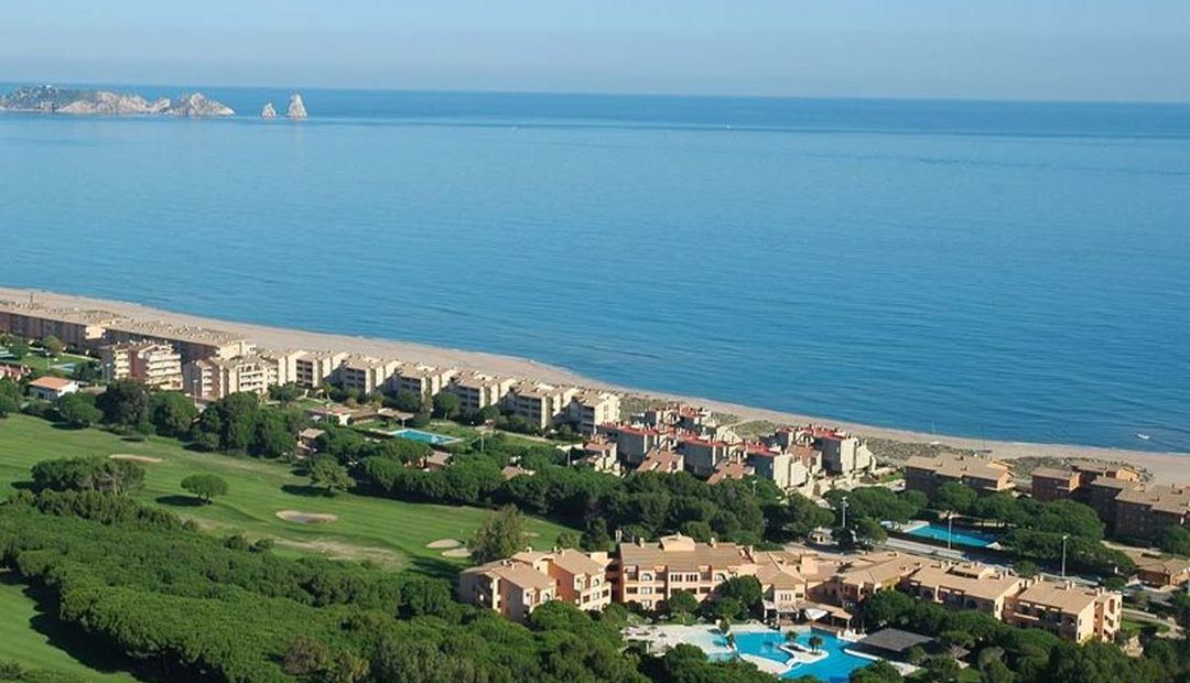 La Costa Golf & Beach Resort entre golf et plage