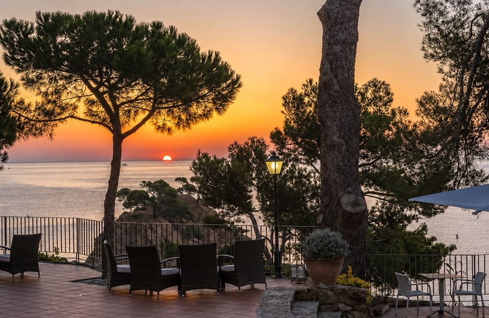 Coucher de soleil sur la Méditerranée depuis le Park Hotel San Jorge, Costa Brava
