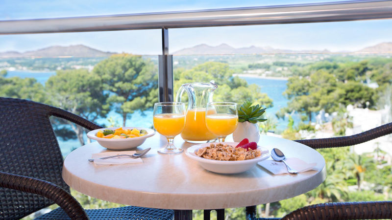 Petit déjeuner | Balcon 