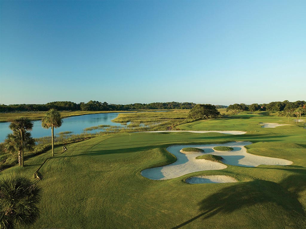 Green Bunker et Lac à Oak Point Golf Course