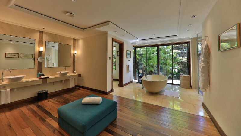 Maradiva | Suite présidentielle salle de bain