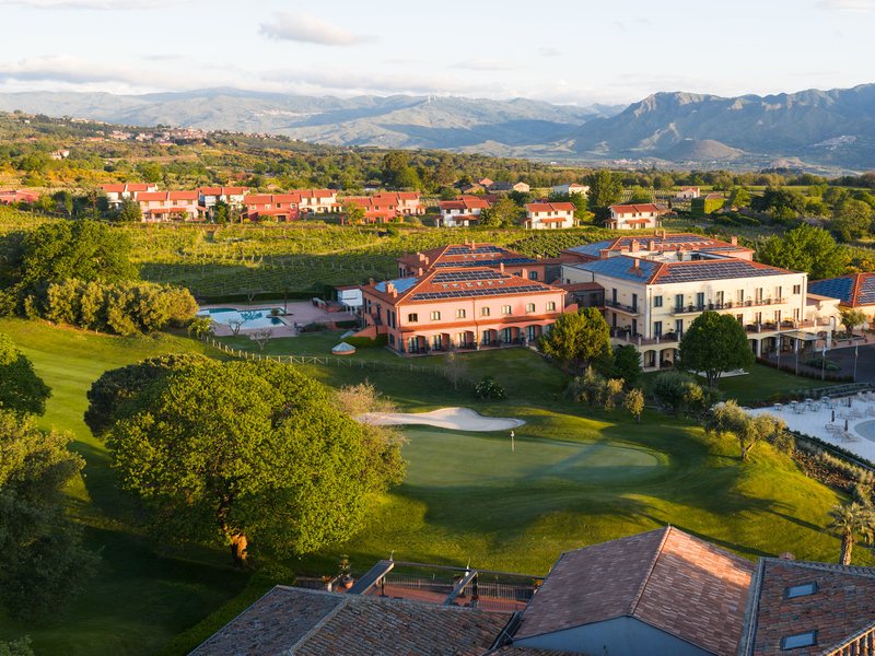 Vue aérienne du Picciolo Etna Golf Resort & Spa et de son parcours