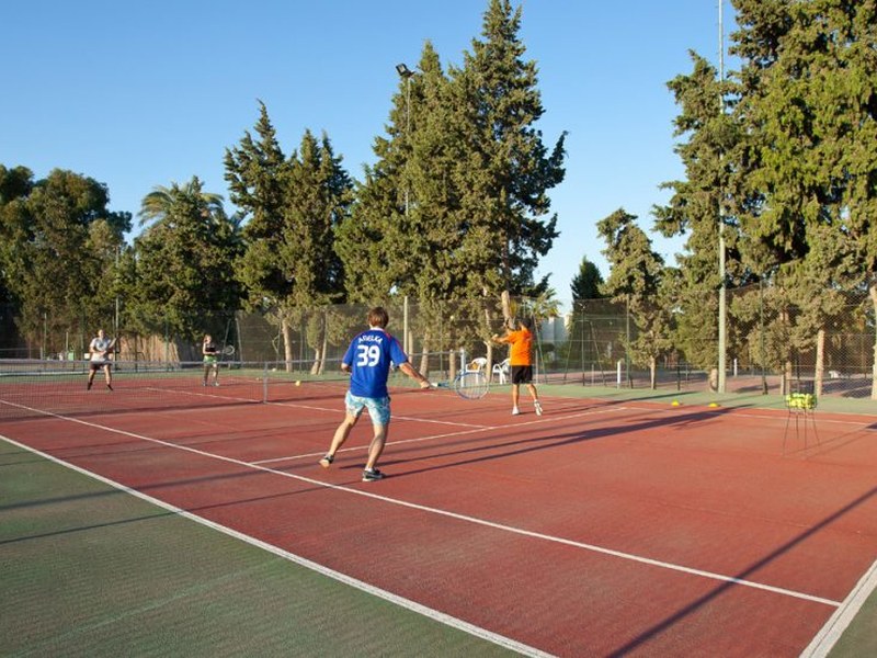 Courts de tennis — Seabel Alhambra