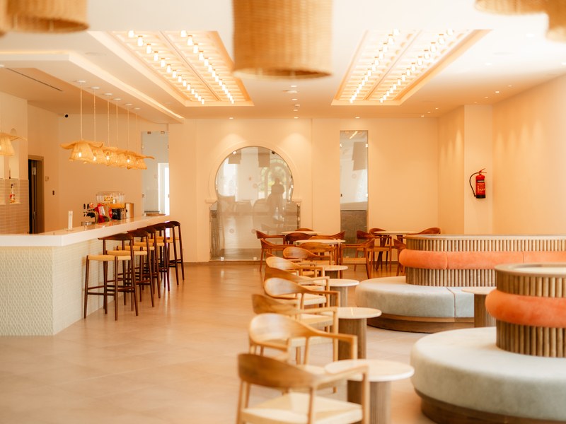 Bar rénové — Seabel Alhambra